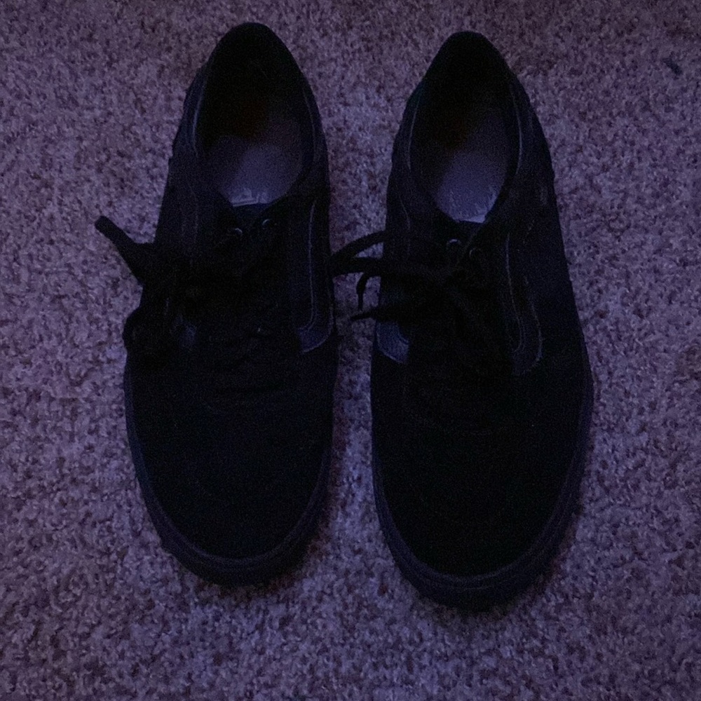 Some wear on inside over all good shoe